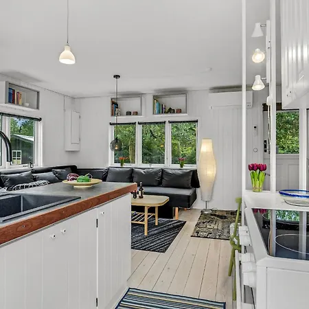 Feriehus 2 Bedroom Amazing In