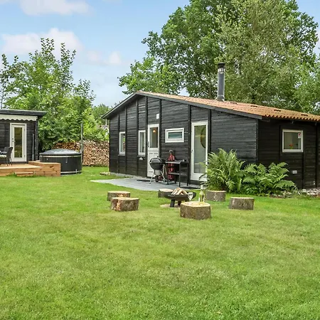 Feriehus 2 Bedroom Amazing In Kruså